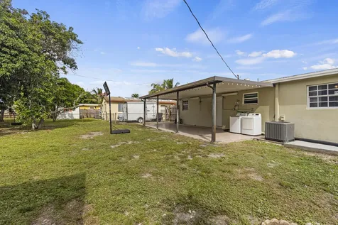 1400 N 70th Avenue Hollywood FL 33024