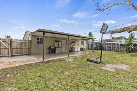 1400 N 70th Avenue Hollywood FL 33024