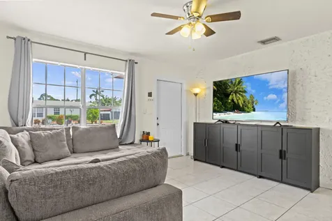 1400 N 70th Avenue Hollywood FL 33024
