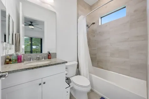 2751 Nw 70th Boulevard Boca Raton FL 33496