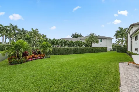 2751 Nw 70th Boulevard Boca Raton FL 33496