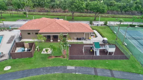 8200 Thames Boulevard Boca Raton FL 33433