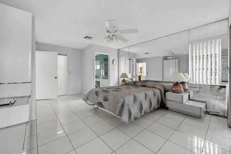 6065 Sunny Manor Court Delray Beach FL 33484
