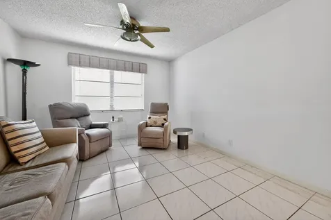 6065 Sunny Manor Court Delray Beach FL 33484