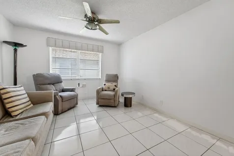 6065 Sunny Manor Court Delray Beach FL 33484