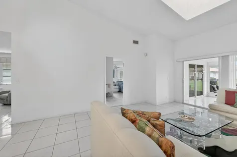 6065 Sunny Manor Court Delray Beach FL 33484
