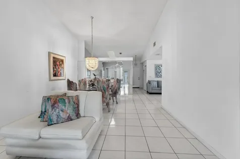 6065 Sunny Manor Court Delray Beach FL 33484