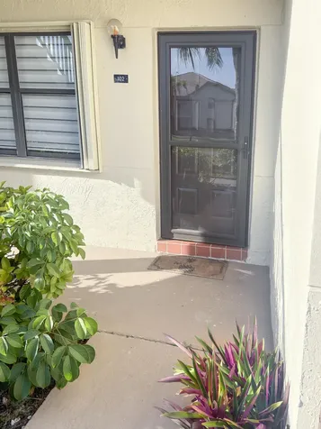 7665 Tahiti Lane Lake Worth FL 33467