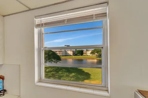 536 Fanshaw M Boca Raton FL 33434