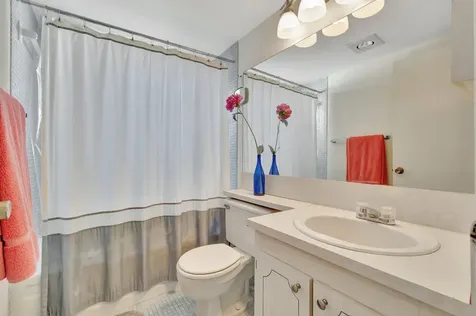 536 Fanshaw M Boca Raton FL 33434