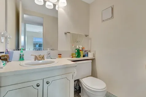 536 Fanshaw M Boca Raton FL 33434