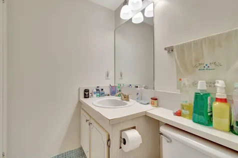 536 Fanshaw M Boca Raton FL 33434