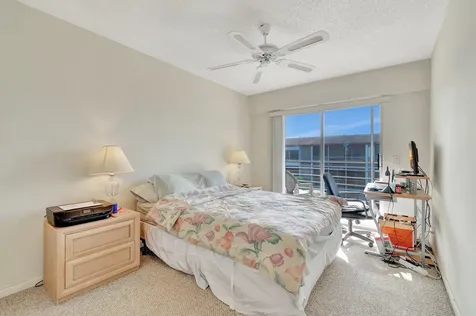 536 Fanshaw M Boca Raton FL 33434