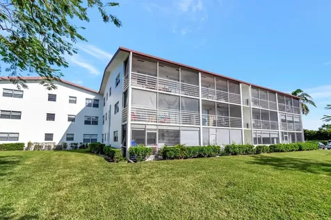 536 Fanshaw M Boca Raton FL 33434