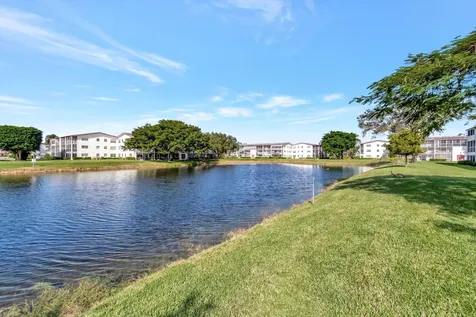 536 Fanshaw M Boca Raton FL 33434