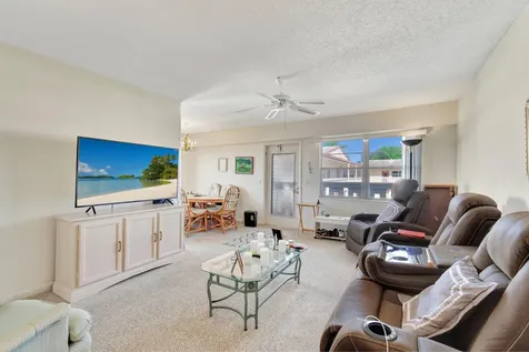 536 Fanshaw M Boca Raton FL 33434