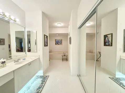 7715 Southampton Terrace Tamarac FL 33321