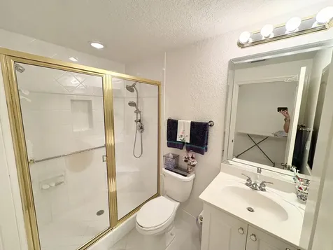 7715 Southampton Terrace Tamarac FL 33321