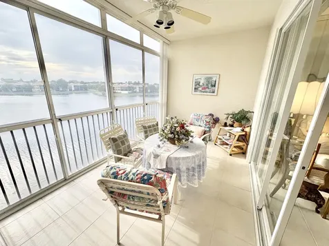 7715 Southampton Terrace Tamarac FL 33321