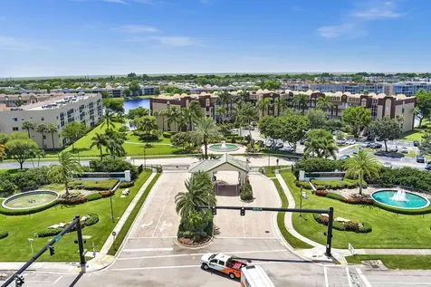 7715 Southampton Terrace Tamarac FL 33321