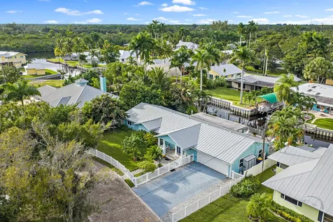 581 Sw Timber Trail Stuart FL 34997