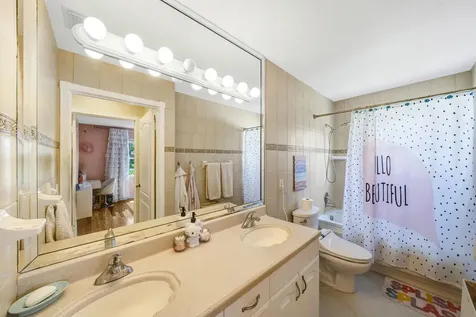 7661 W Country Club Boulevard Boca Raton FL 33487