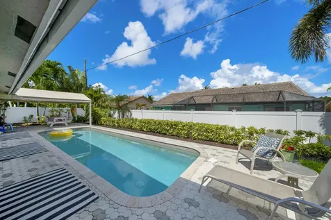 7661 W Country Club Boulevard Boca Raton FL 33487