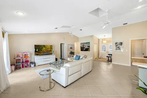 7661 W Country Club Boulevard Boca Raton FL 33487