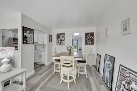 566 Mansfield N Boca Raton FL 33434
