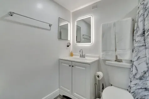 566 Mansfield N Boca Raton FL 33434