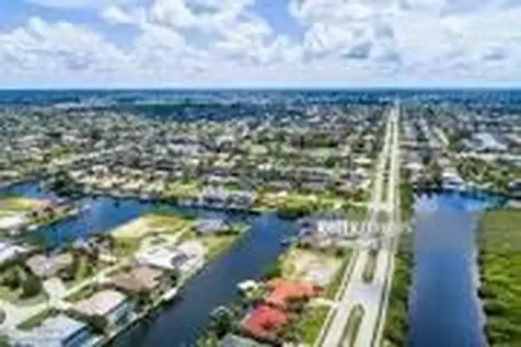 523 NW 25th Place Cape Coral FL 33993