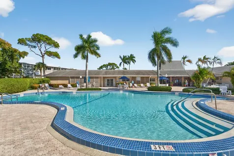 2724 N Garden Drive Lake Worth FL 33461