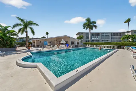 2724 N Garden Drive Lake Worth FL 33461