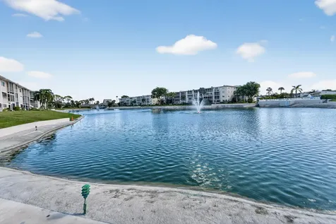 2724 N Garden Drive Lake Worth FL 33461