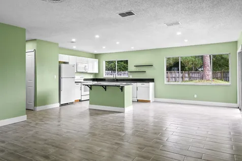 2079 SE Triumph Road Port Saint Lucie FL 34952