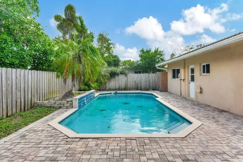 1300 Ne 26th Avenue Pompano Beach FL 33062