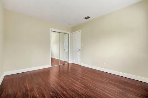 1300 Ne 26th Avenue Pompano Beach FL 33062