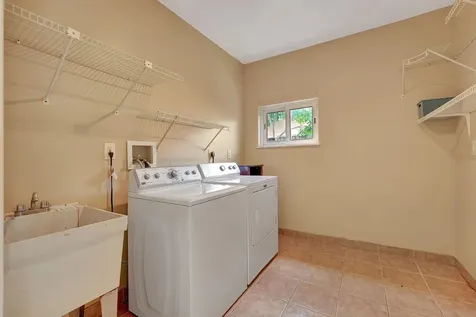 1300 Ne 26th Avenue Pompano Beach FL 33062