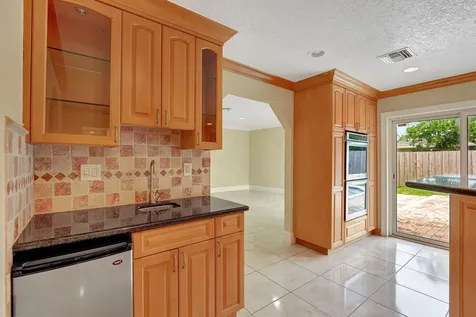 1300 Ne 26th Avenue Pompano Beach FL 33062