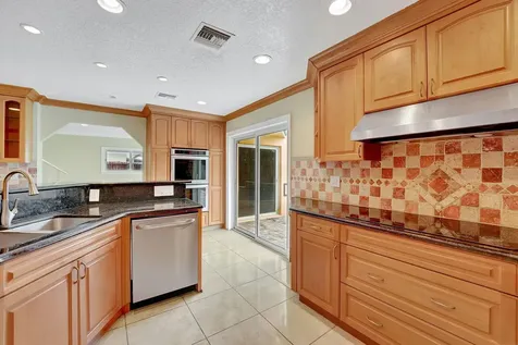 1300 Ne 26th Avenue Pompano Beach FL 33062