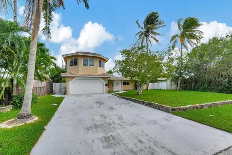 1300 Ne 26th Avenue Pompano Beach FL 33062