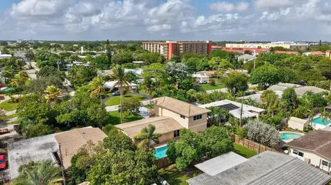 1300 Ne 26th Avenue Pompano Beach FL 33062