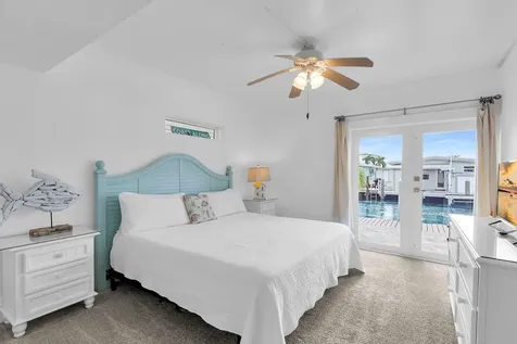 11725 3rd Avenue Ocean Marathon FL 33050