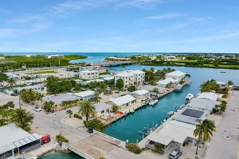 11725 3rd Avenue Ocean Marathon FL 33050