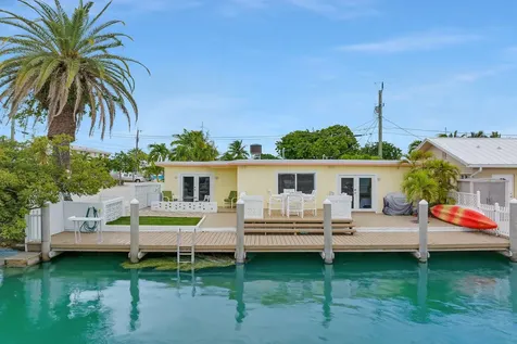 11725 3rd Avenue Ocean Marathon FL 33050