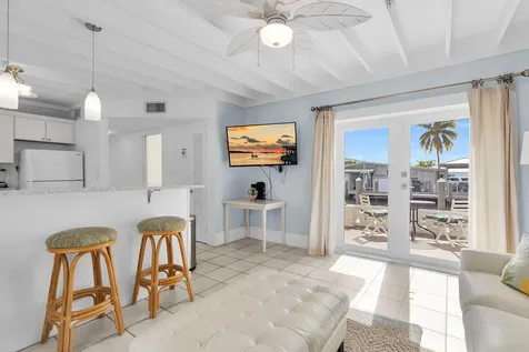 11725 3rd Avenue Ocean Marathon FL 33050