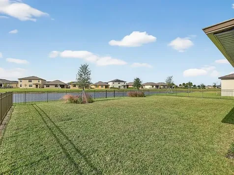 9742 Sw Triton Way Port Saint Lucie FL 34987