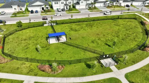9742 Sw Triton Way Port Saint Lucie FL 34987