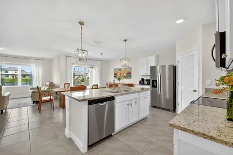 9742 Sw Triton Way Port Saint Lucie FL 34987