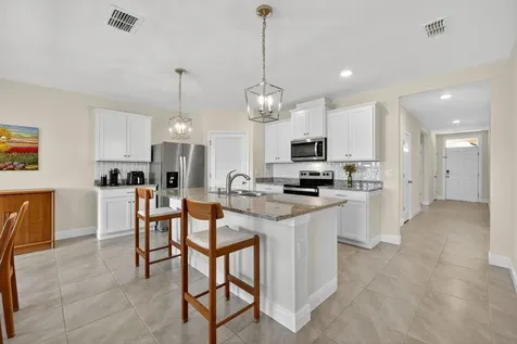 9742 Sw Triton Way Port Saint Lucie FL 34987